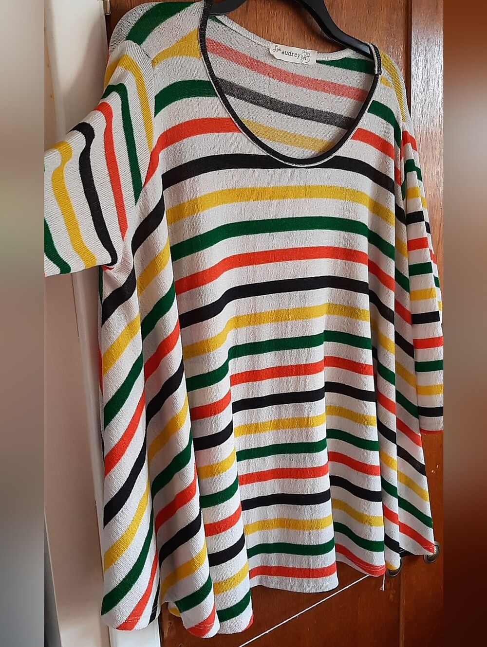 Flowy Top In Great Condition - Picture 5 of 8